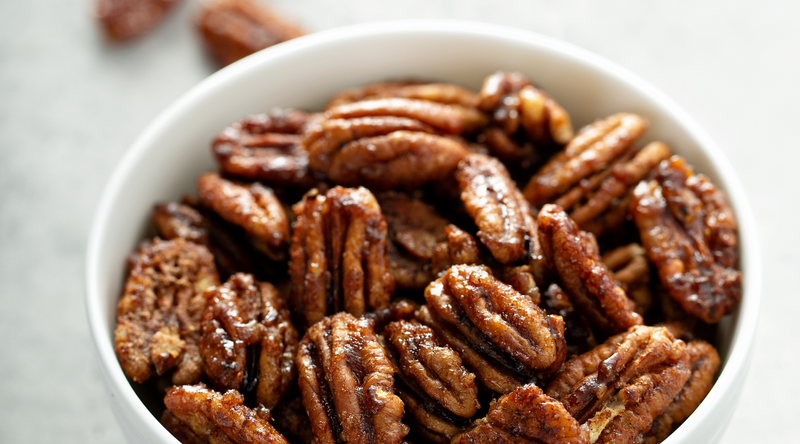 Easy Stovetop Caramelized Pecans {Sugar-free, Dairy-free}